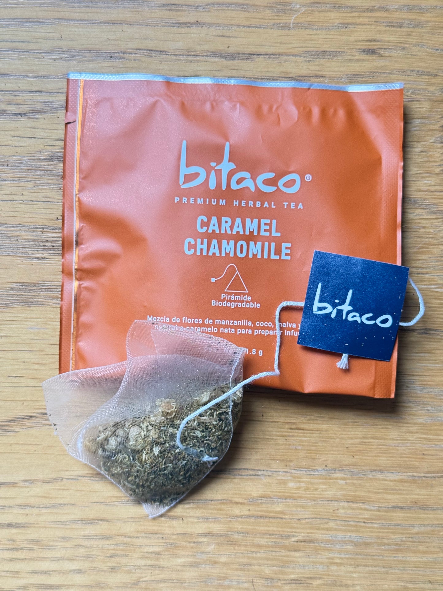 Bitaco Infusion Camomille Caramel Gourmande | Fleurs, Coco & Malte x 60 piramydes en soie