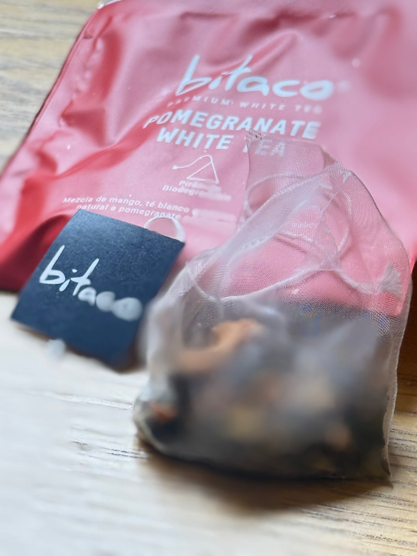 Bitaco Thé Blanc de Spécialité & pomegrenade | Pyramides de Soie x 60 unités